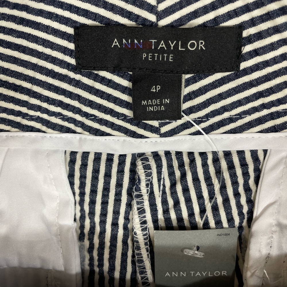 Ann Taylor Seersucker Bermuda Shorts NWT (T) - Picture 6 of 8
